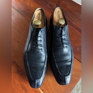 Elegant Navy blue Leather Oxfords by Gravati
